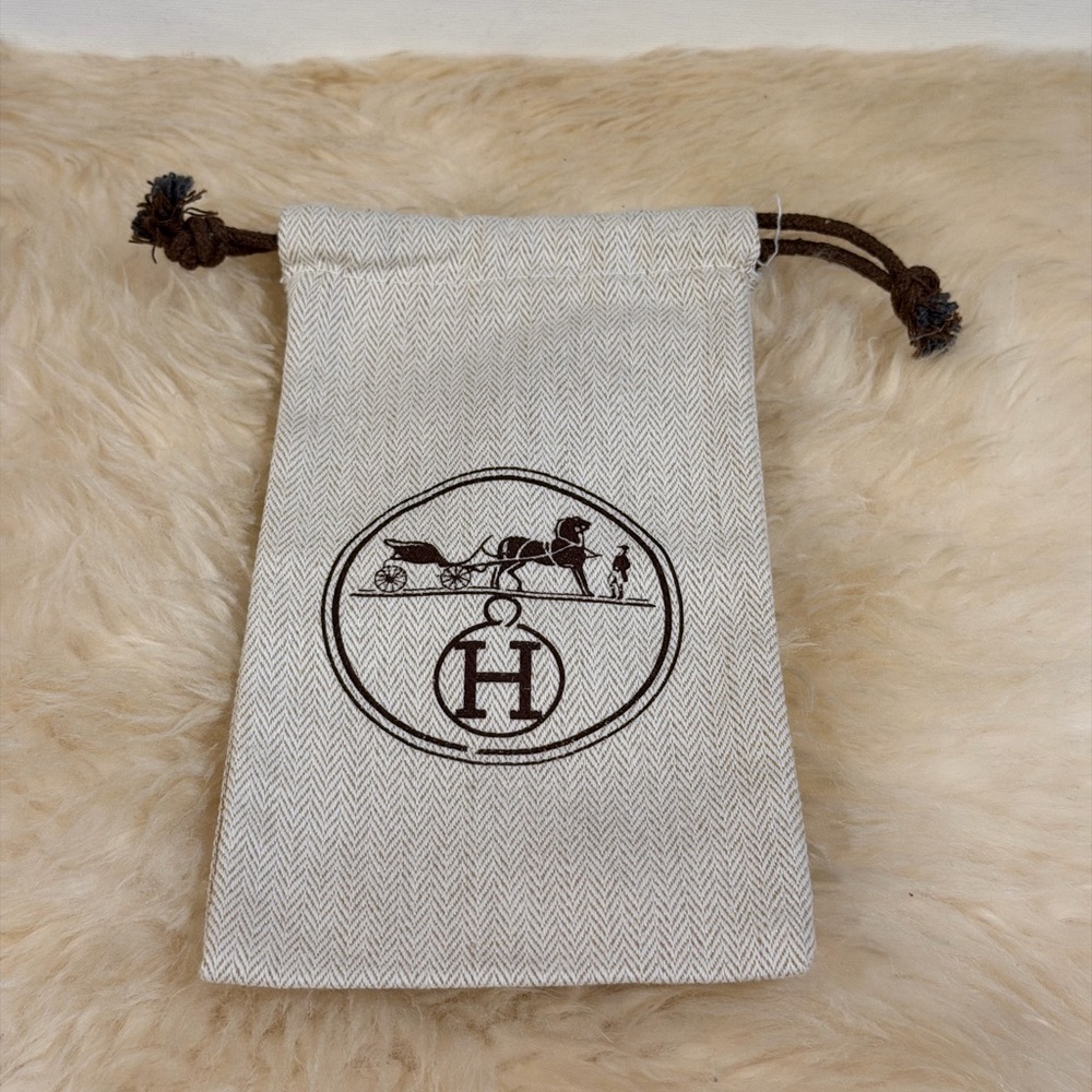 🔥 Hermès Drawstring Pouch Size H 7.8” X W 4.2”